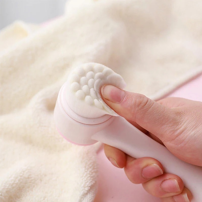 فرشاة تنظيف الوجه يدوية ثلاثية - مراجعة Silicone Face Scrubber Electric وسعره